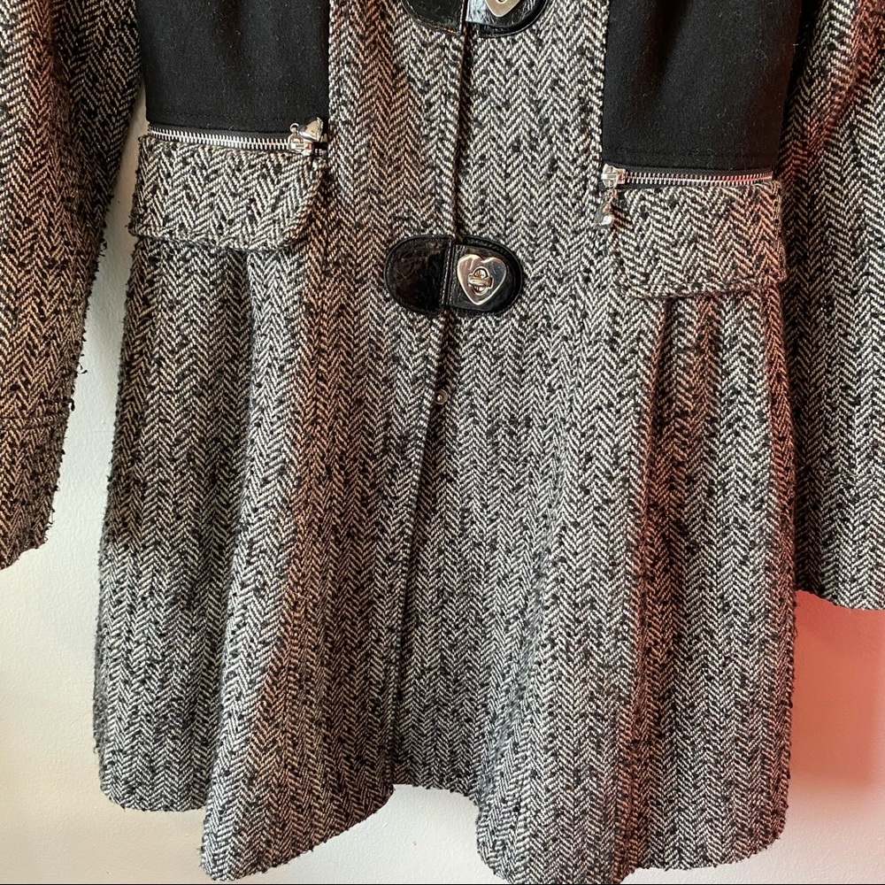 Betsy Johnson Herringbone Wool Peplum Dress Coat Size 6 - Picture 4 of 15